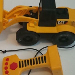 Caterpillar Corded Remote Control Bulldozer Toy State